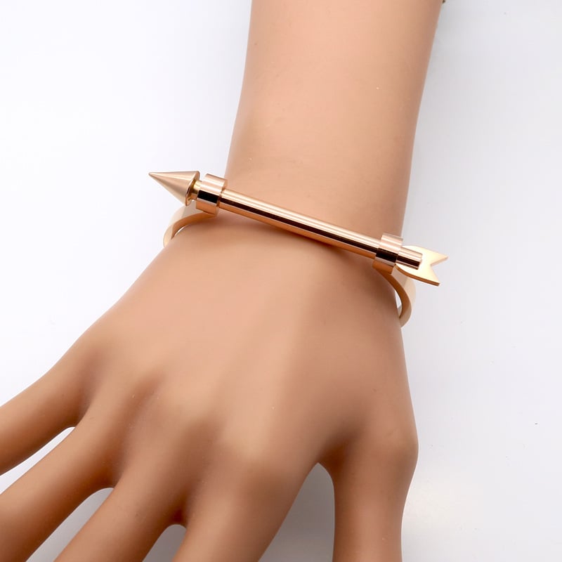 Personalized Stainless Steel Arrow Semicircle Bracelet